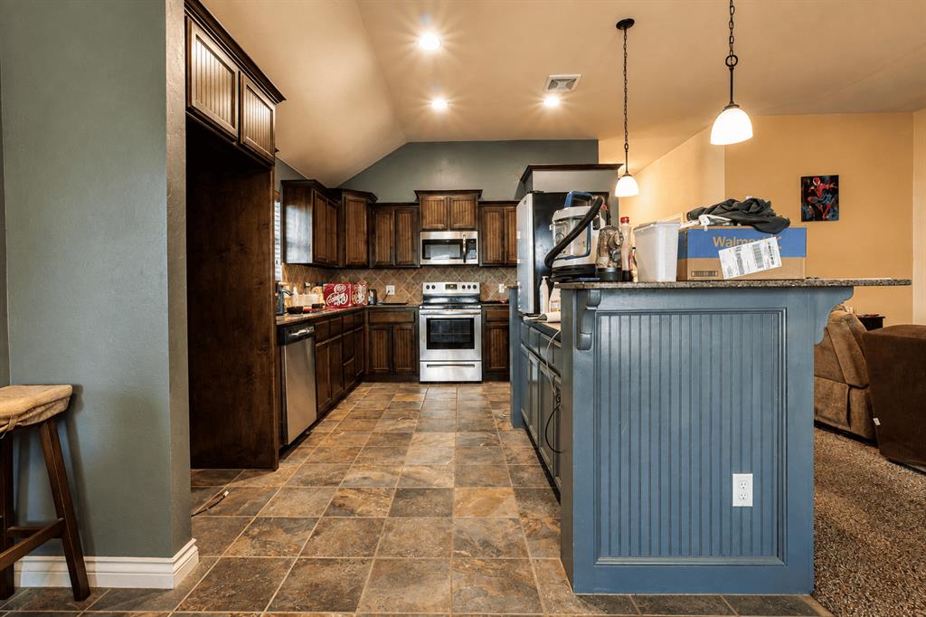 3401 Bear Mountain Drive Property Photo 8