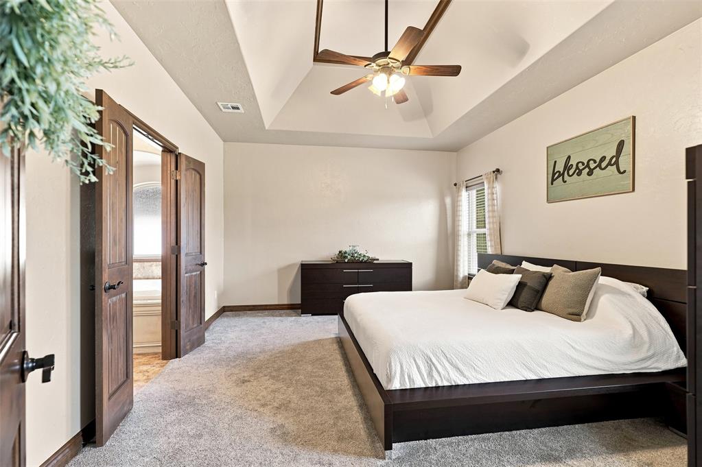 6400 Bent Wood Drive Property Photo 12