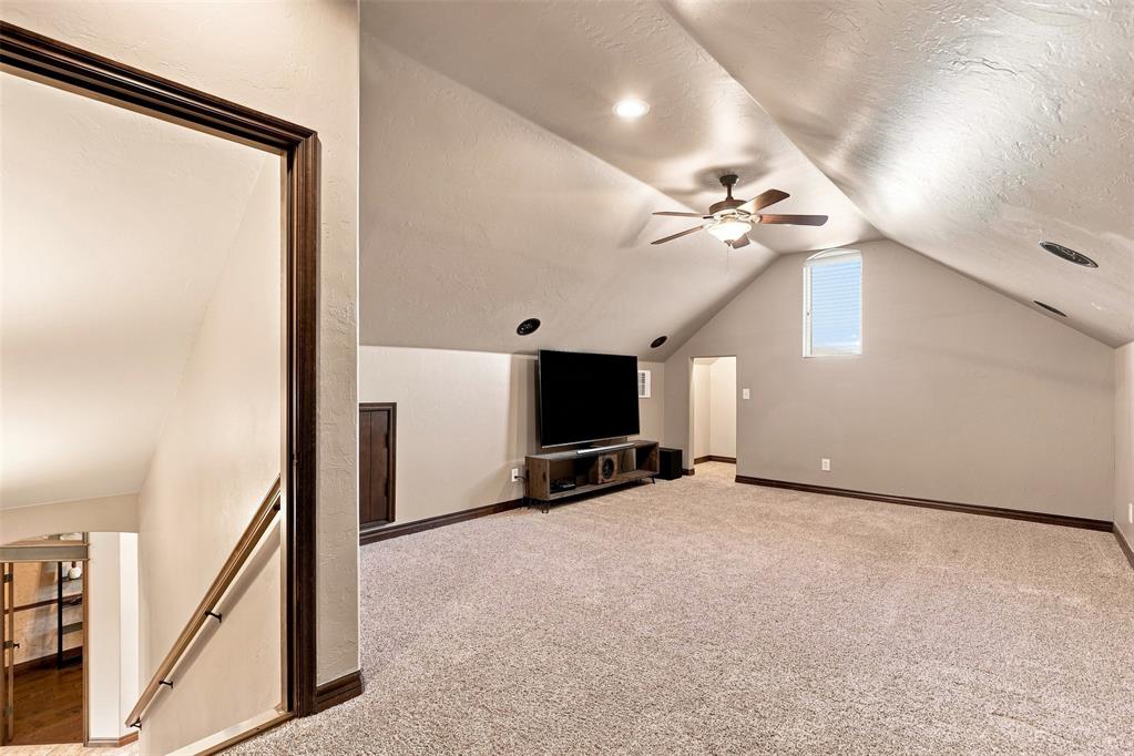 6400 Bent Wood Drive Property Photo 23