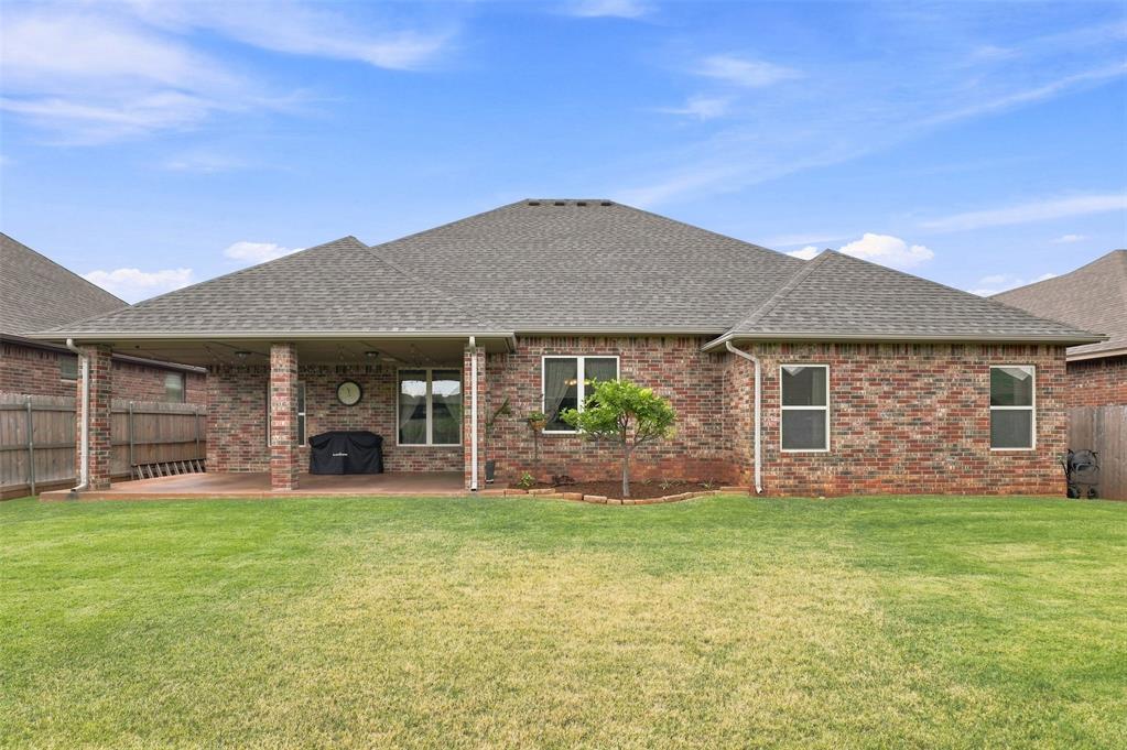 6400 Bent Wood Drive Property Photo 25