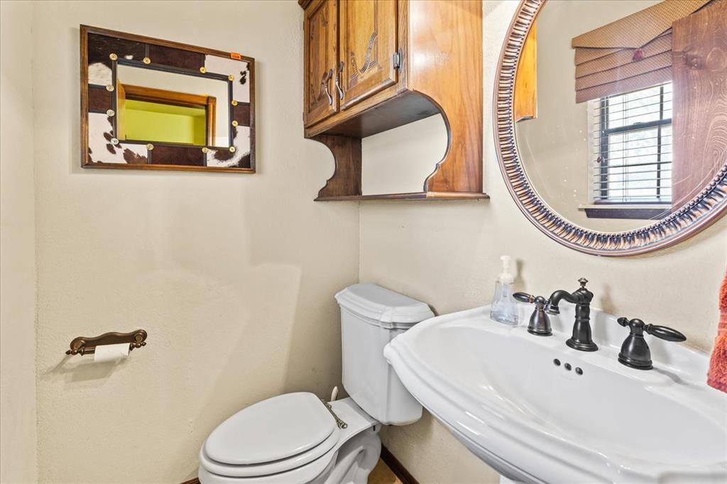 826 S Ebeling Drive Property Photo 25