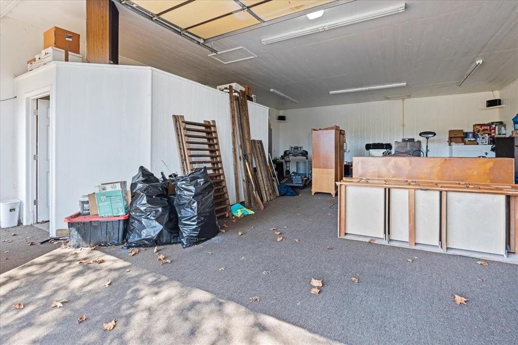 826 S Ebeling Drive Property Photo 32
