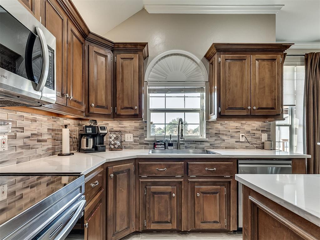 20180 Se 43rd Street Property Photo 15