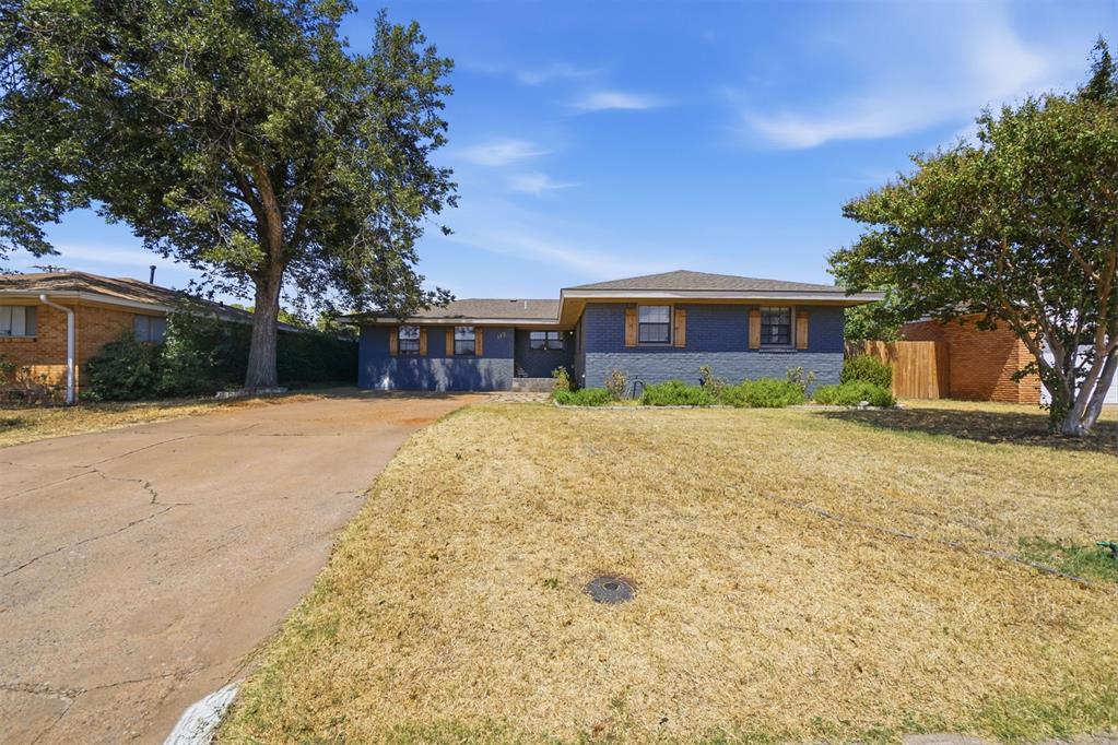 113 Sumner Drive Property Photo 1