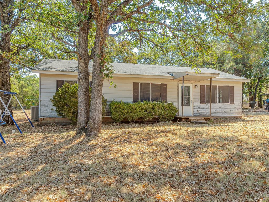 8530 Lakewood Avenue Property Photo 4