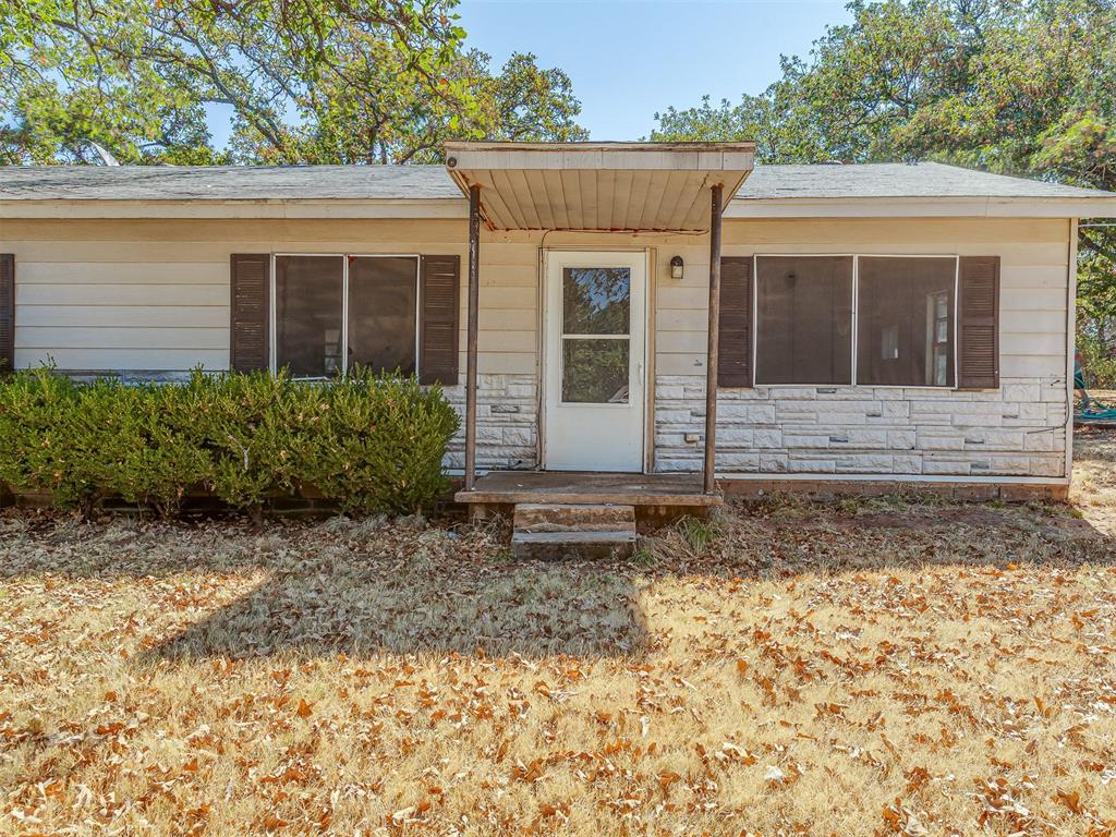 8530 Lakewood Avenue Property Photo 5