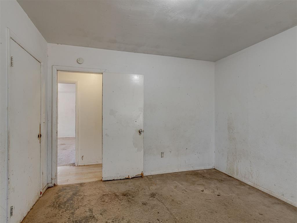 8530 Lakewood Avenue Property Photo 19