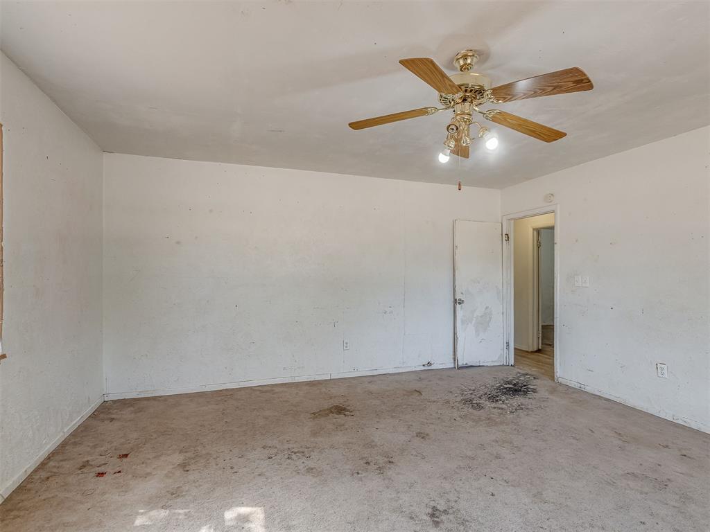 8530 Lakewood Avenue Property Photo 22
