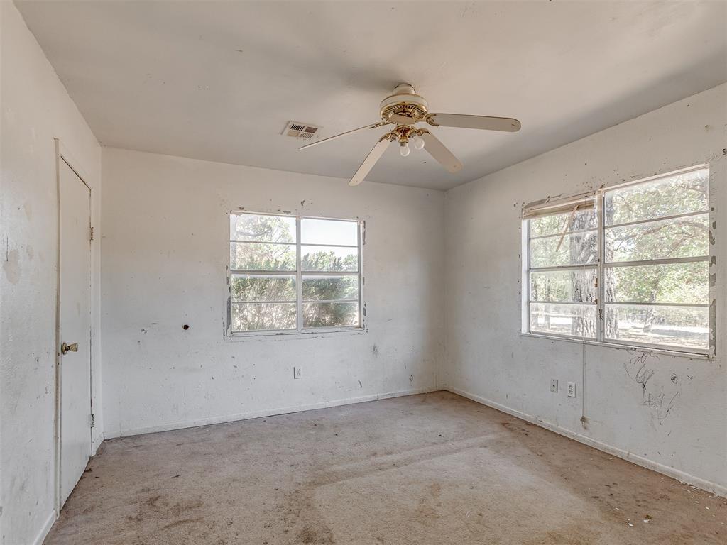 8530 Lakewood Avenue Property Photo 23