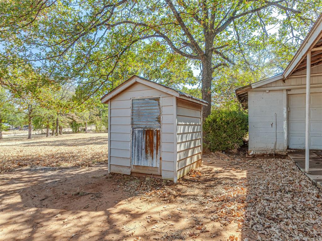 8530 Lakewood Avenue Property Photo 37