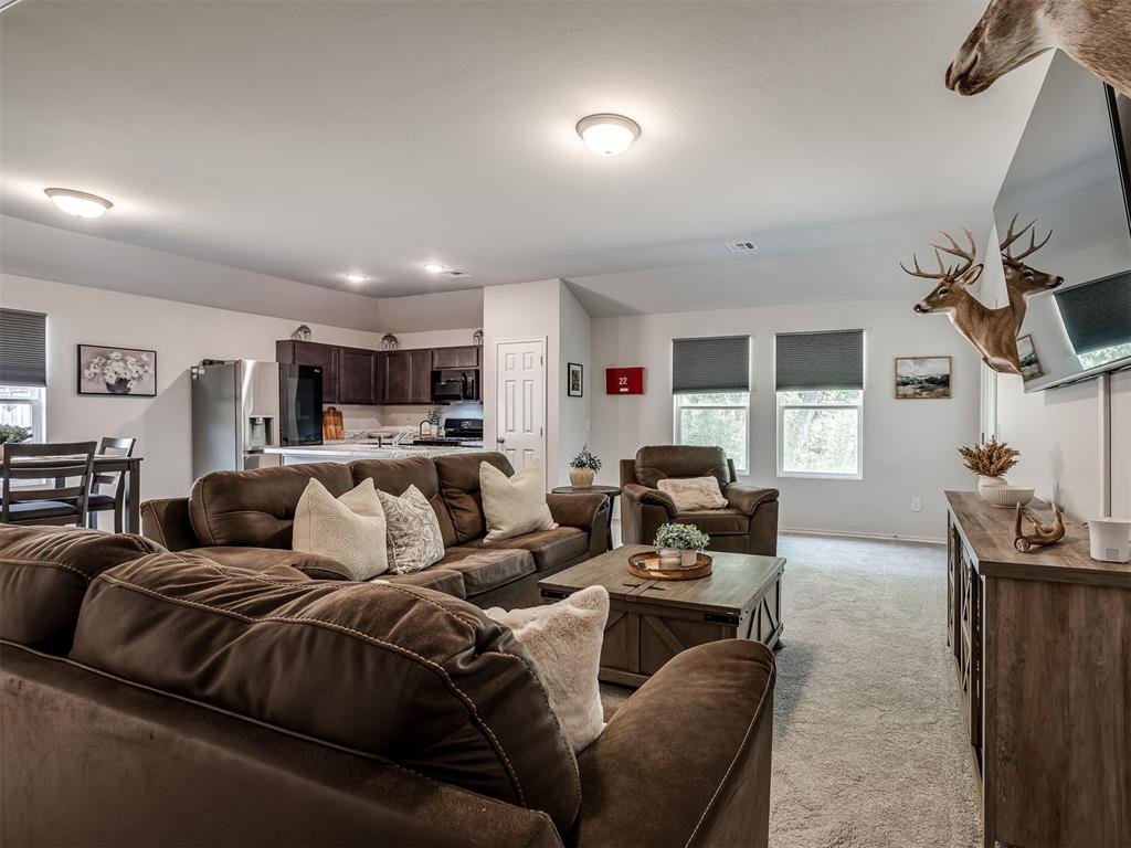 827 Highgarden Circle Property Photo 6