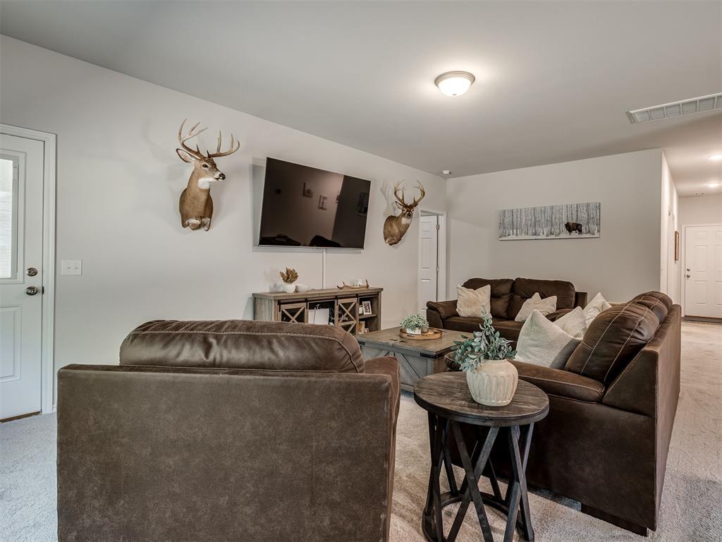827 Highgarden Circle Property Photo 8