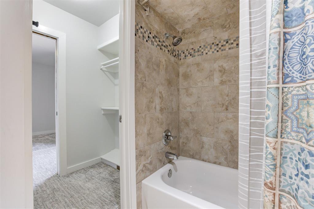 6413 Centennial Court Property Photo 19