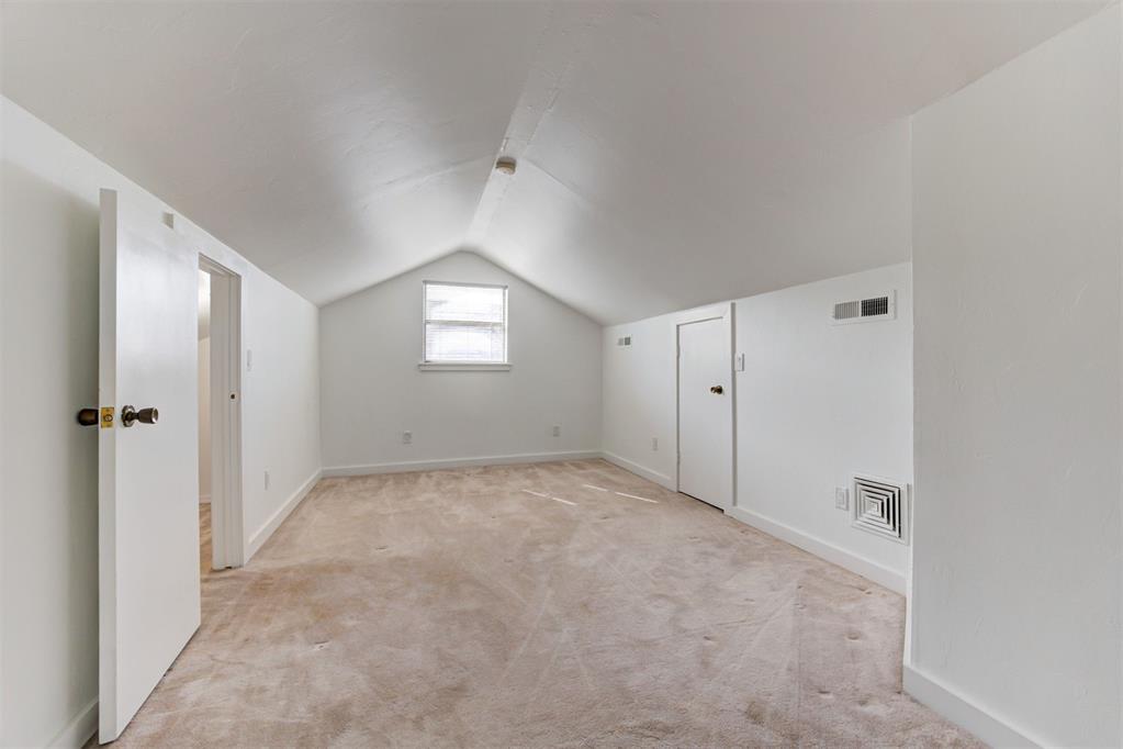 6413 Centennial Court Property Photo 23