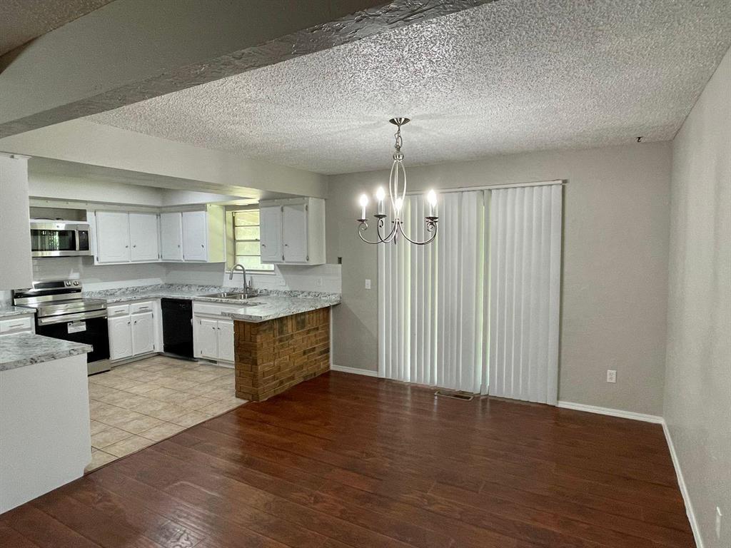 6712 18th Circle Property Photo 4