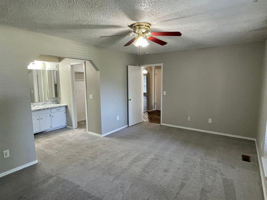 6712 18th Circle Property Photo 7