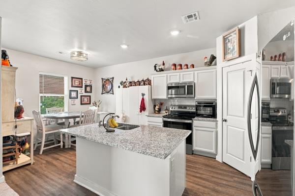 3441 Manning Farms Boulevard Property Photo 8