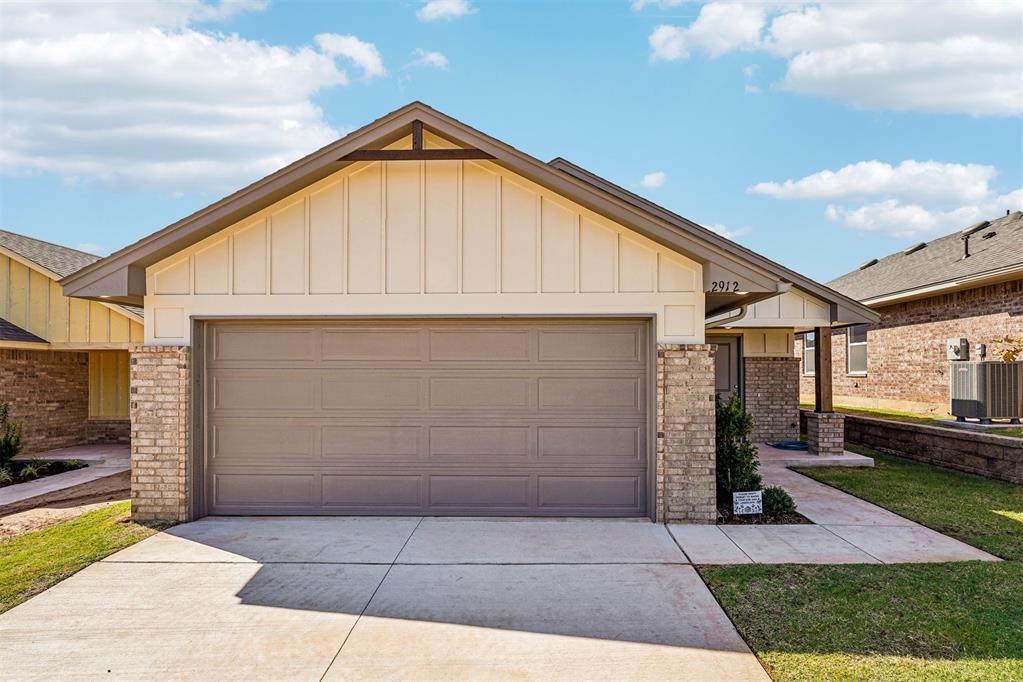 2912 Nw 196th Place Property Photo 1
