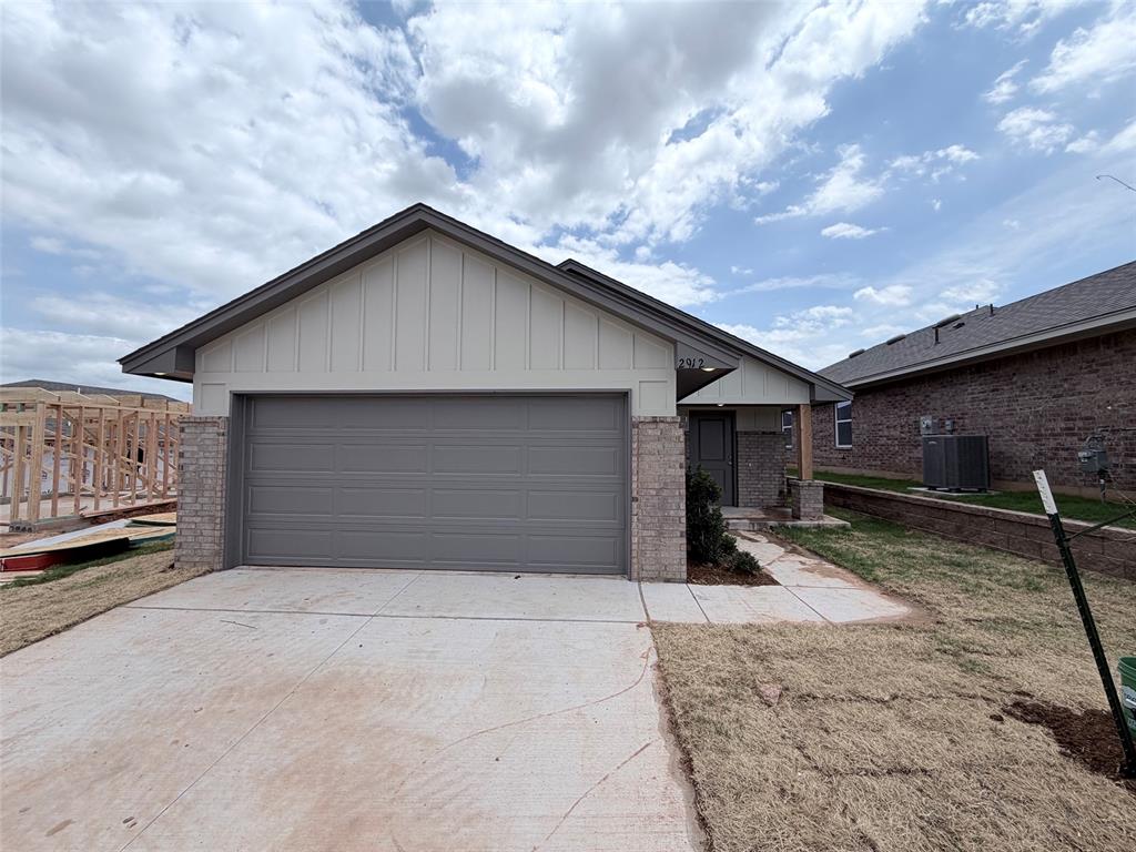 2912 Nw 196th Place Property Photo 3