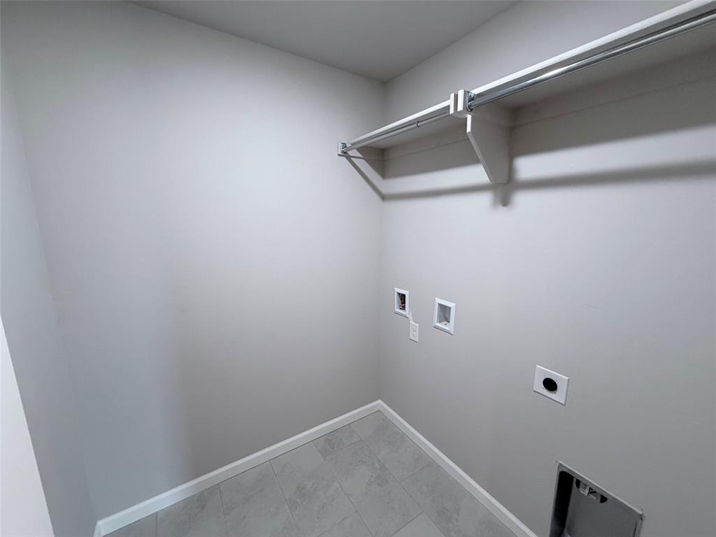 2912 Nw 196th Place Property Photo 14
