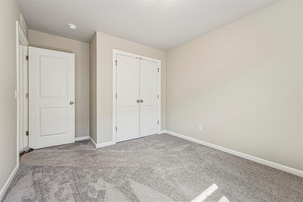 2912 Nw 196th Place Property Photo 17