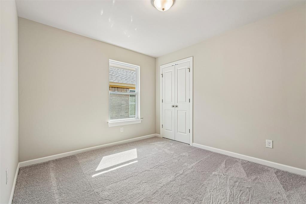 2912 Nw 196th Place Property Photo 19