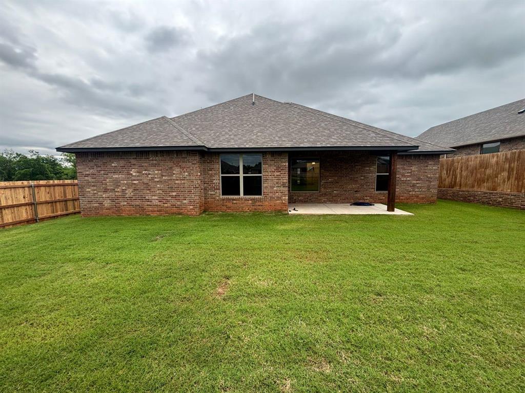 1900 Inglenook Drive Property Photo 23