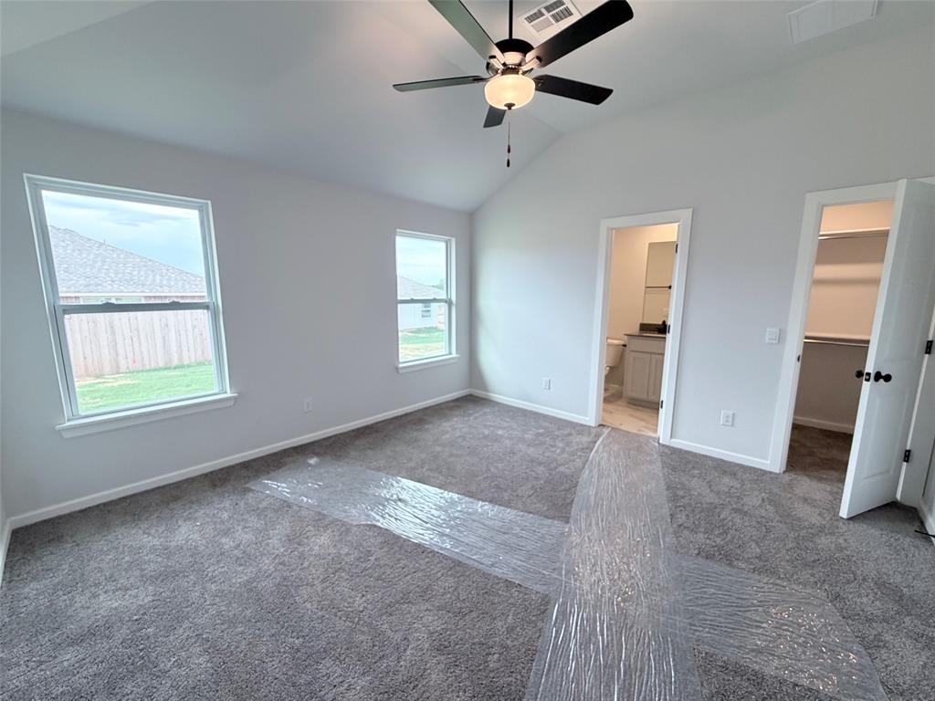 3024 Nw 196th Street Property Photo 6