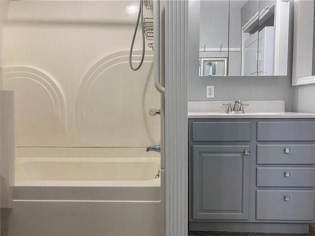 600 W Russell Avenue Property Photo 15