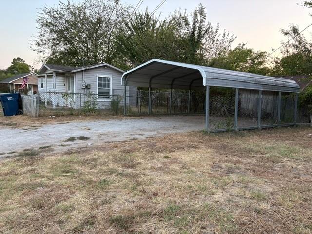 600 W Russell Avenue Property Photo 18