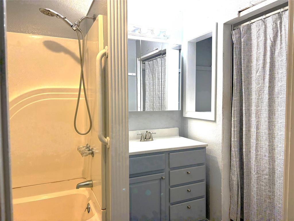 600 W Russell Avenue Property Photo 20