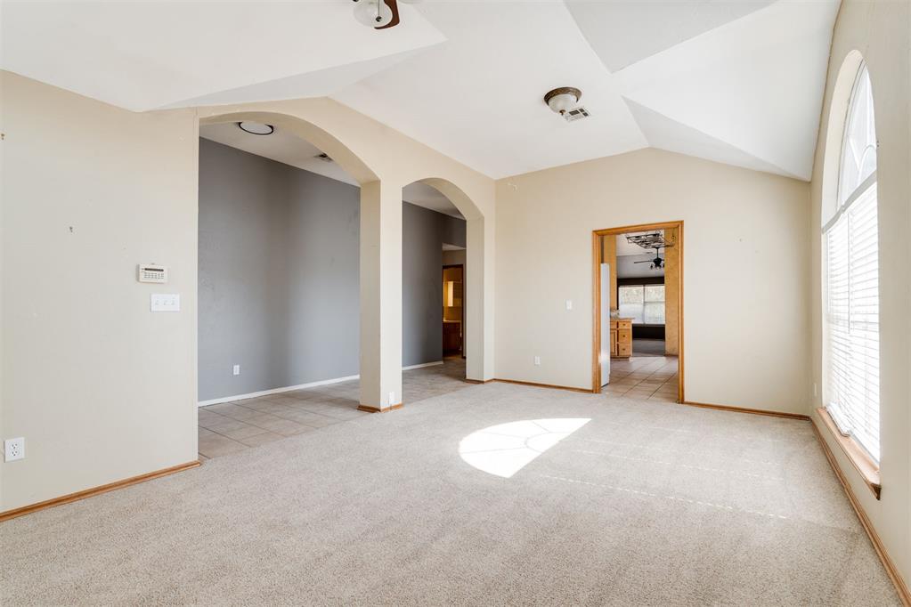 13624 Prairie View Lane Property Photo 3