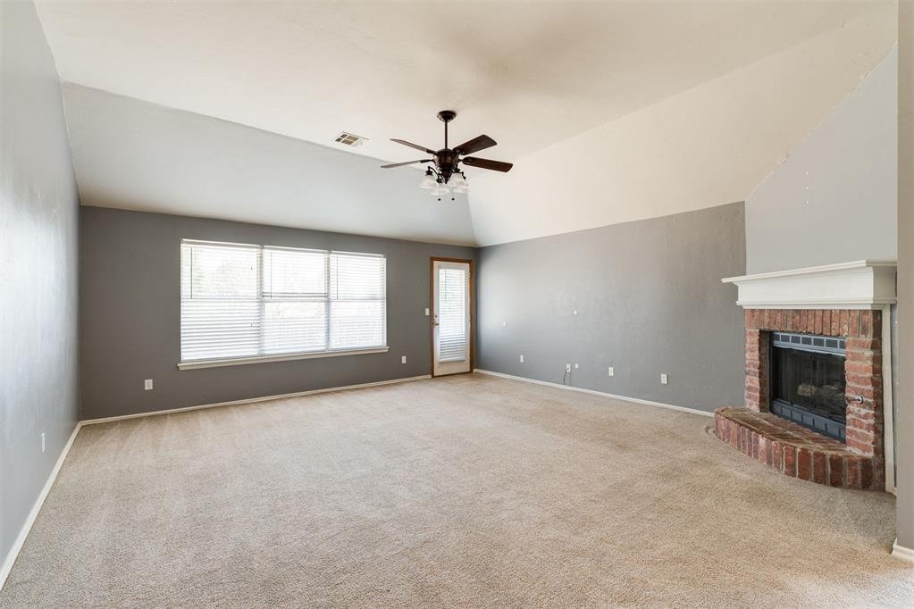 13624 Prairie View Lane Property Photo 6