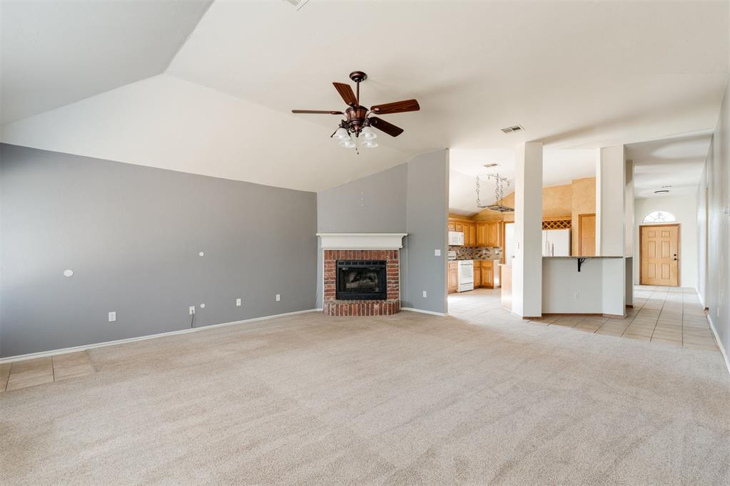 13624 Prairie View Lane Property Photo 7
