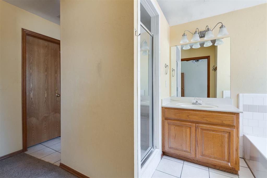 13624 Prairie View Lane Property Photo 10