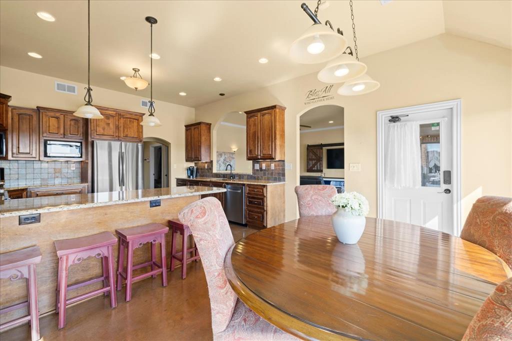 10300 Joseph Way Property Photo 10
