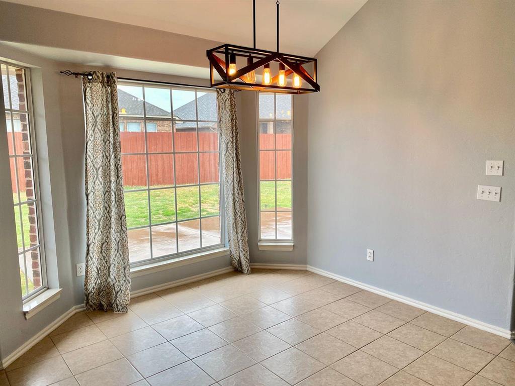 4805 Stag Horn Drive Property Photo 8
