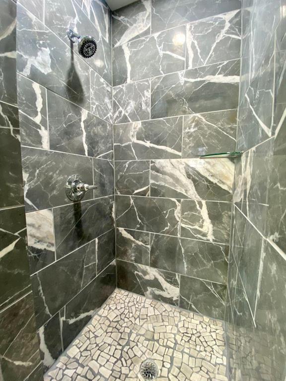 4805 Stag Horn Drive Property Photo 11