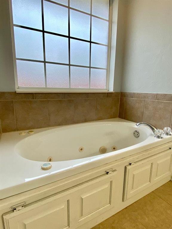 4805 Stag Horn Drive Property Photo 12