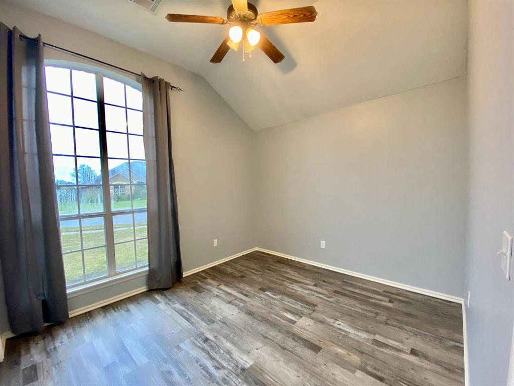 4805 Stag Horn Drive Property Photo 16