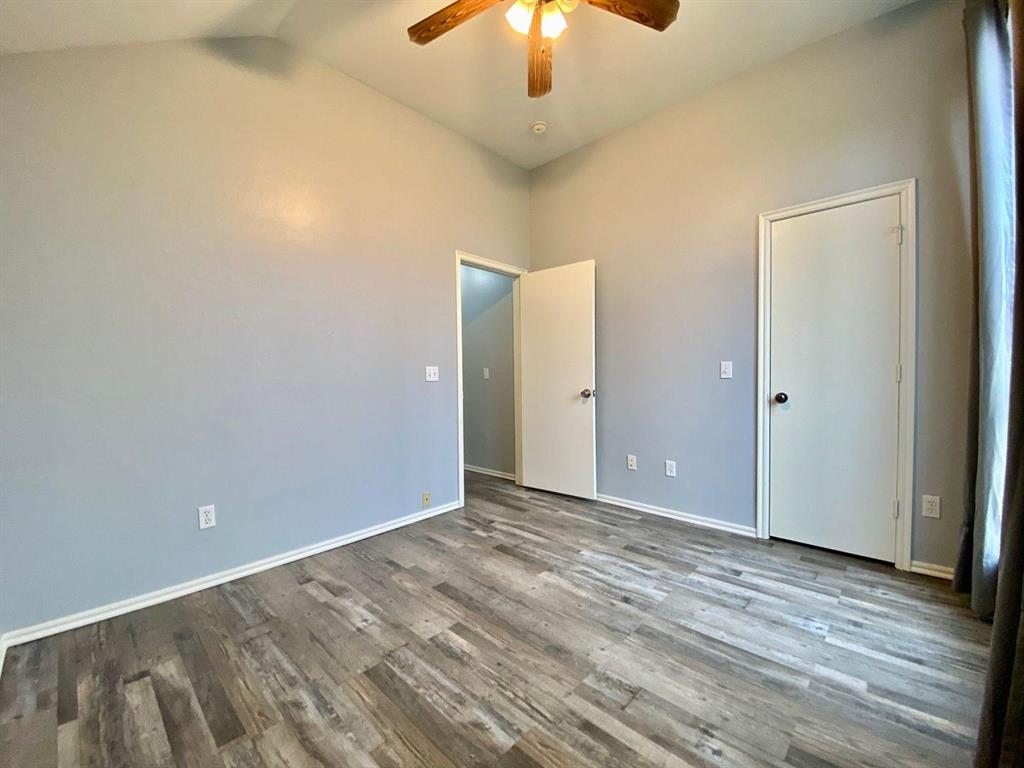 4805 Stag Horn Drive Property Photo 17