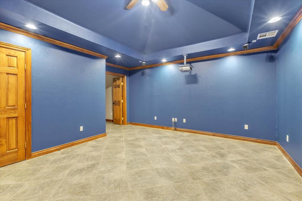 11850 S Broadway Property Photo 19