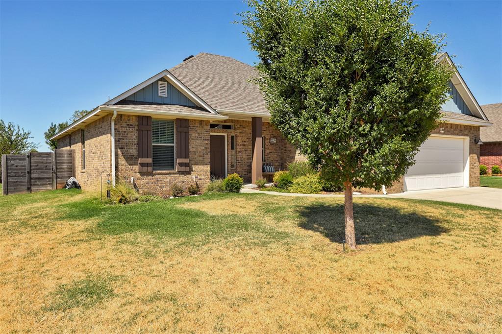 2209 Chadwick Drive Property Photo 3