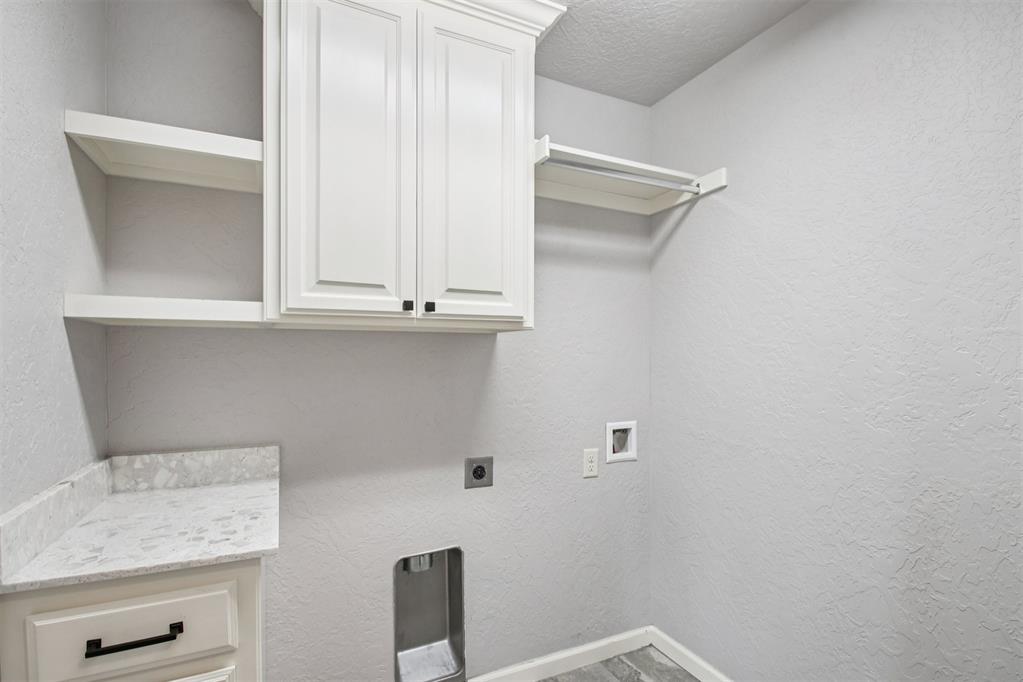 512 Mosswood Road Property Photo 17
