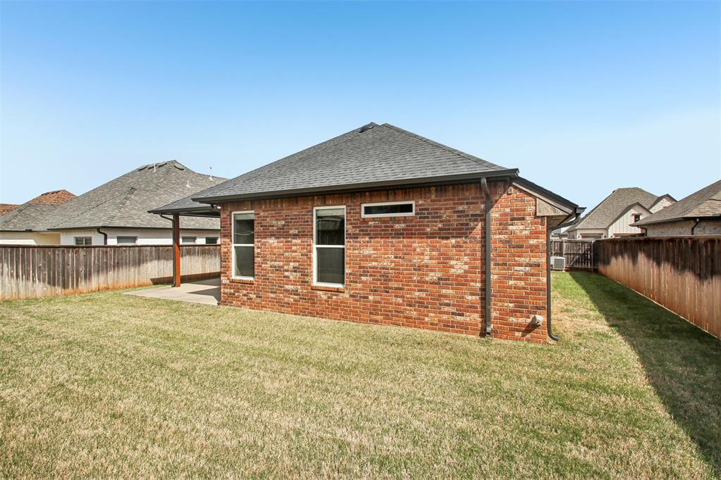 512 Mosswood Road Property Photo 37