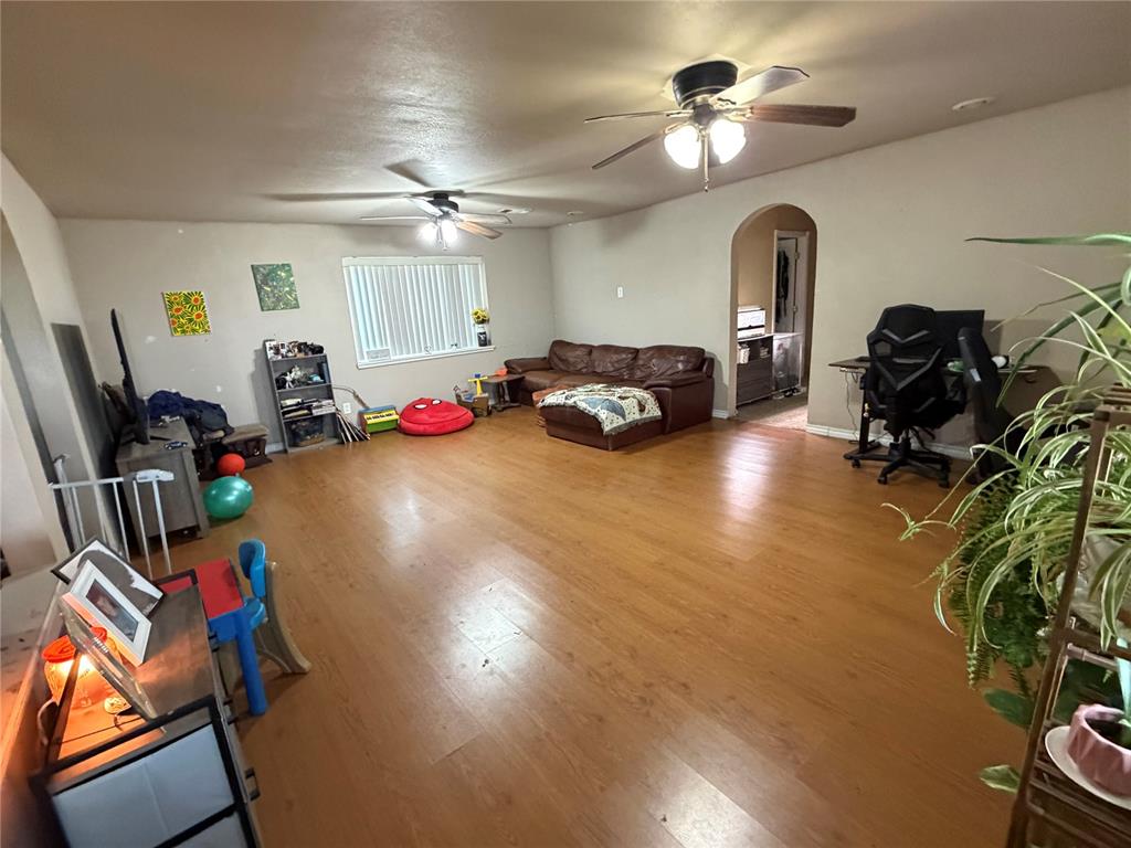 921 E Highway 19 Property Photo 3