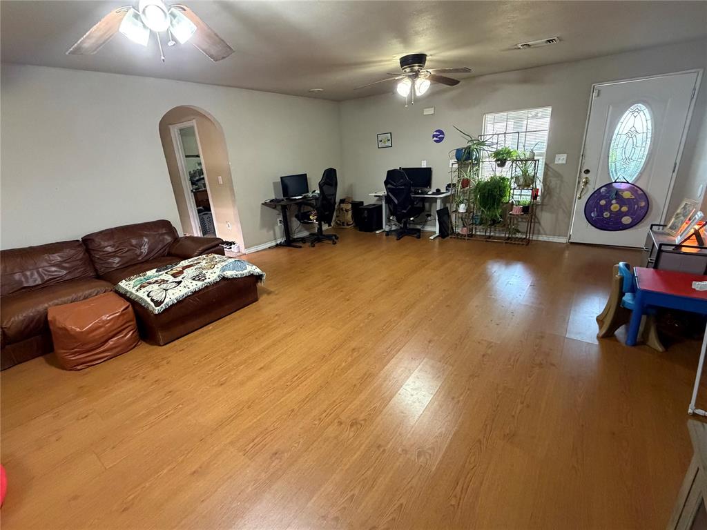 921 E Highway 19 Property Photo 4