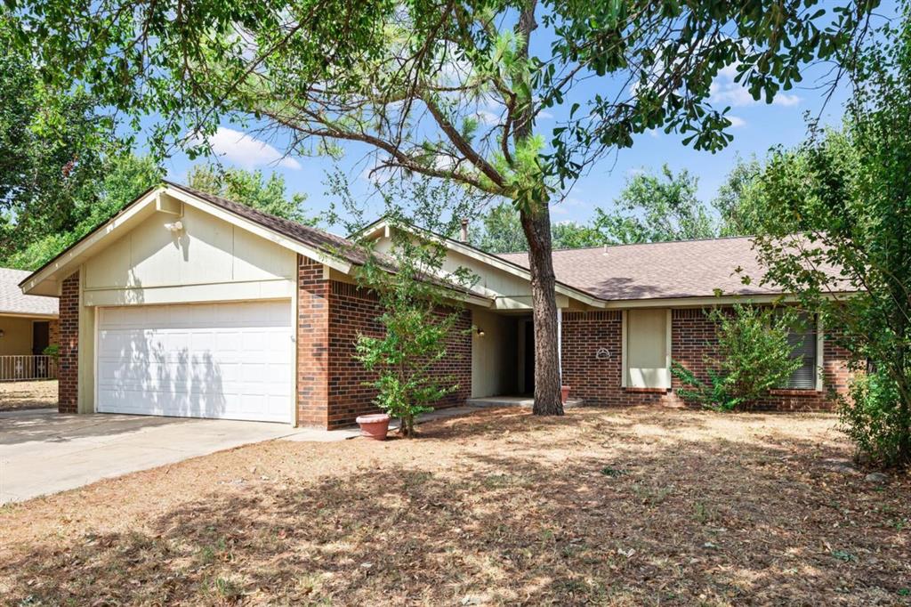 10325 Exter Avenue Property Photo 1