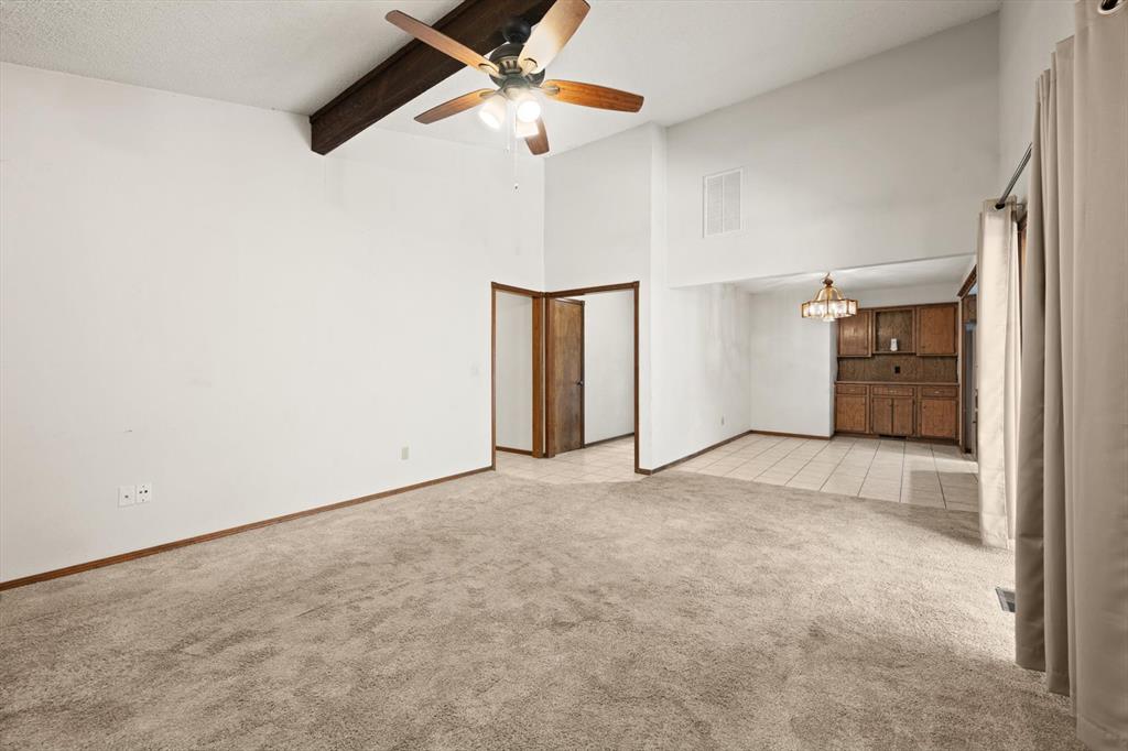 10325 Exter Avenue Property Photo 14