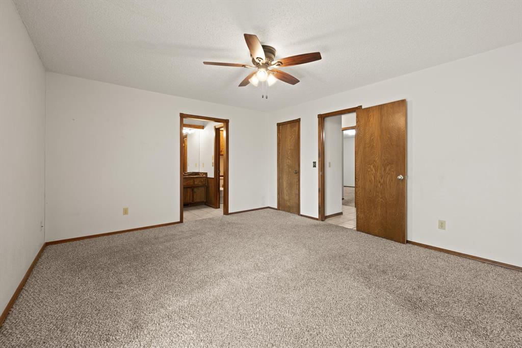 10325 Exter Avenue Property Photo 20